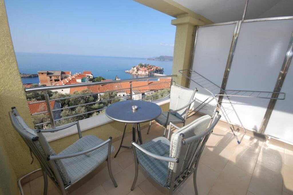Bmv Room 2 With East Island View Sveti Stefan Eksteriør bilde